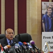 رئيس الاتحاد الفلسطينى لكرة القدم خلال مؤتمر أمس «أ. ف. ب»