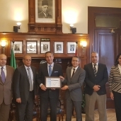 بنك مصر يحتفل بالحصول على الشهادة