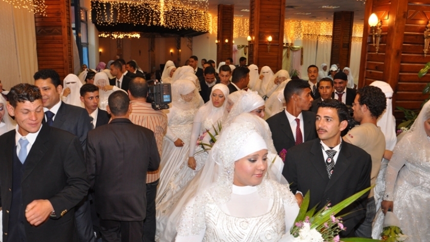 ضمن مبادرة حياة كريمة جمعية الاورمان بسوهاج تدعم زواج 19 فتاة يتيمة