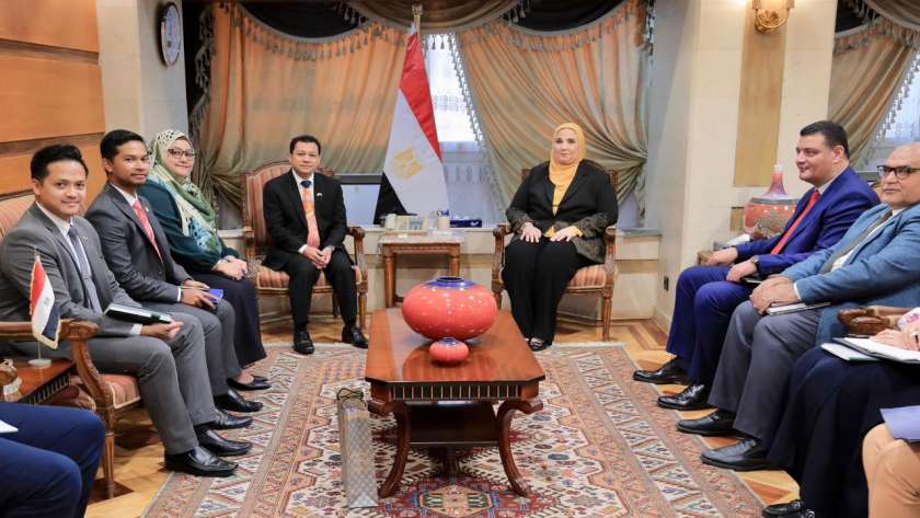 لقاء وزيرة التضامن الاجتماعي مع سفير ماليزيا لدى القاهرة