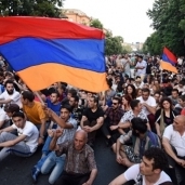 الآلاف يتظاهرون ضد حكومة ارمينيا في ثاني اكبر مدن البلاد