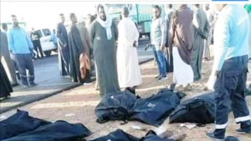 دفن 11 جثمان ويتبقى آخر بعد تصريح النيابة فى حادث الصحراوي بأسوان