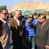 صورة  من جولة محافظ القاهرة