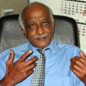 المناضل الحقوقي السوداني، الدكتور أمين مكي مدني