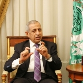 الدكتور إسماعيل عبد الغفار رئيس الأكاديمية البحرية