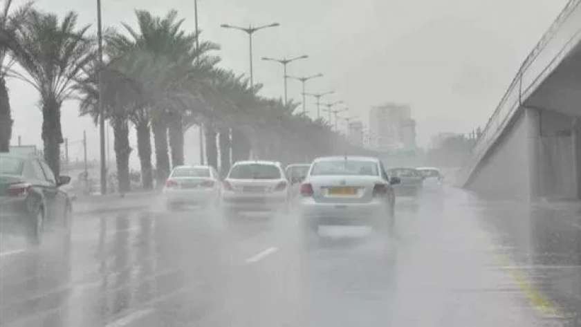 أمطار تضرب سواحل ومدن كفر الشيخ