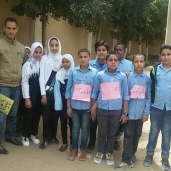 نادر عبدالكريم مع التلاميذ