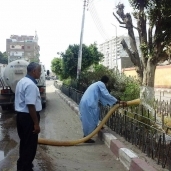 حملة مكبرة للنظافة بشوارع مدينة طهطا بسوهاج