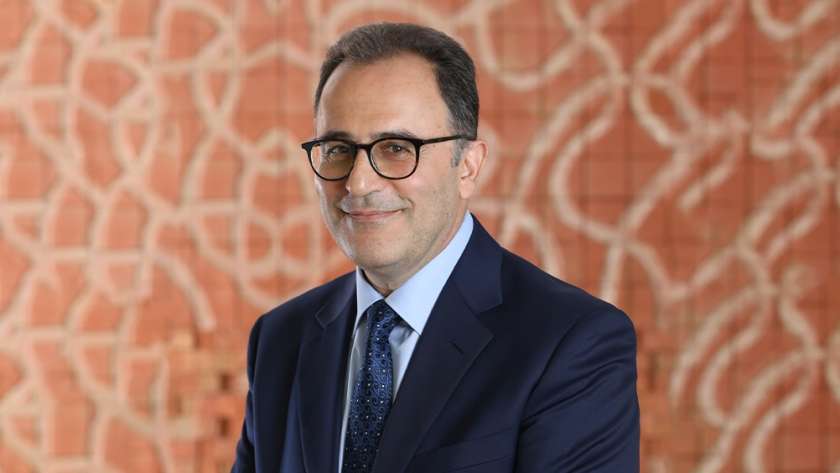 الدكتور أحمد دّلال الرئيس الجديد للجامعة الأمريكية بالقاهرة