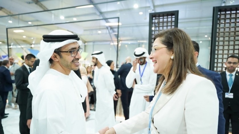 وزيرة التخطيط المصرية تلتقي بوزير الخارجية الإماراتي في شرم الشيخ
