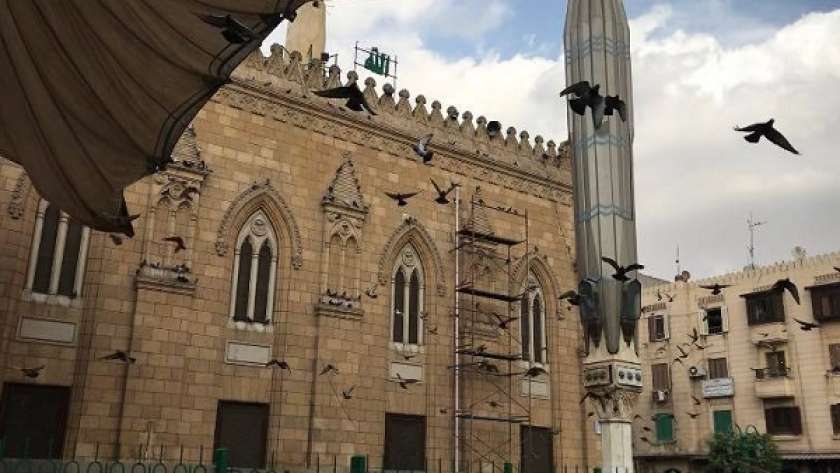 موعد إعادة فتح مسجد الحسين