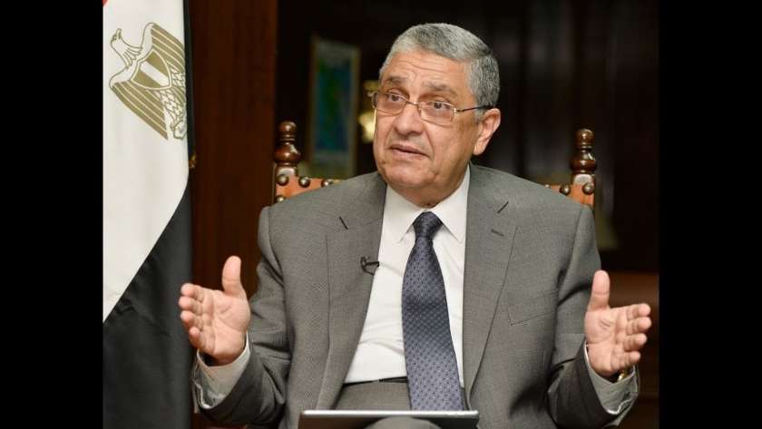 الدكتور محمد شاكر .. وزير الكهرباء والطاقة المتجددة