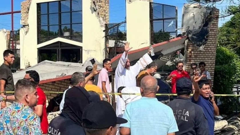 حادث انهيار سقف الكنيسة