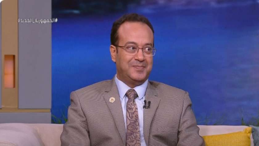 الدكتور حامد فارس- أستاذ العلاقات الدولية