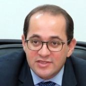 احمد كوجك نائب وزير المالية