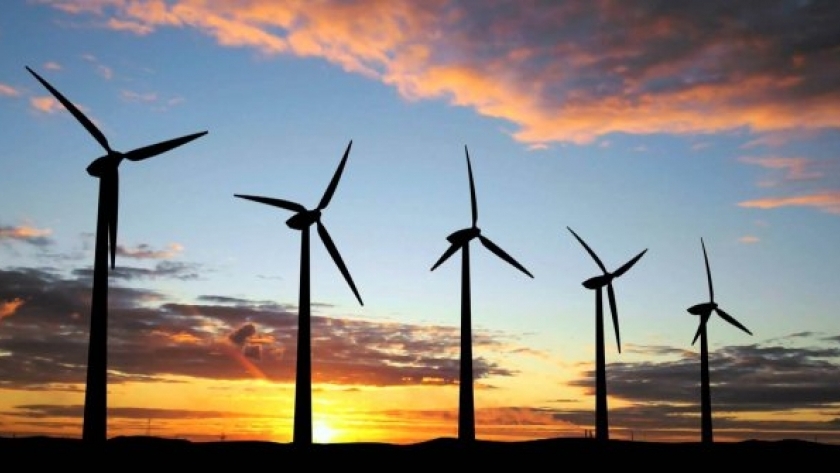 مشروعات لتوليد الطاقة الكهربائية من الرياح  "ارشيف"