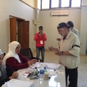 أشرف عبد الغفور يدلى بصوته في الاستفتاء على التعديلات الدستورية