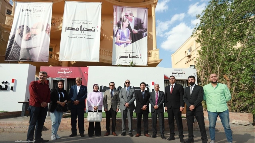 حملة المرشح الرئاسي عبدالفتاح السيسي في استقبال وفد من نقابة البيطريين