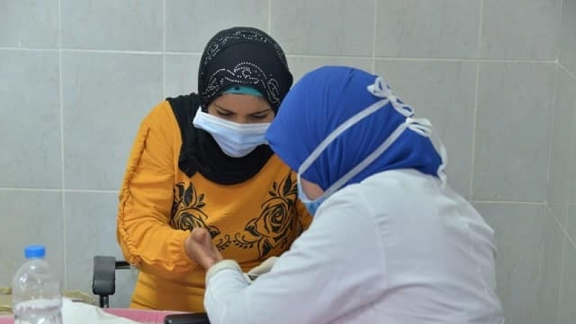 جامعة كفر الشيخ تنظم قافلة طبية مجانية لأهالي قرية الثمانين في الحامول