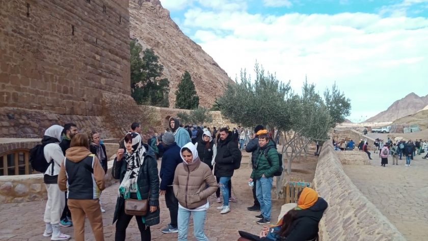 أرشيفية السياح فور نزولهم من قمة جبل موسي بسانت كاترين