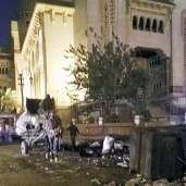 القمامة حول مسجد الفتح