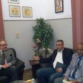 رئيس اتحاد الكتاب المصري مع وزير الثقافة اليمني