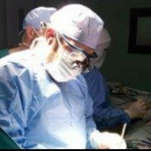 عملية جراحية لاستخراج إبراة من قلب طفلة