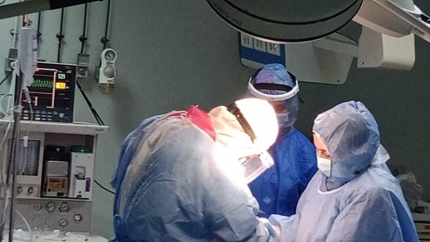 جراحة قيصرية ناجحة لمصابة بكورونا في عزل ناصر  ببني سويف