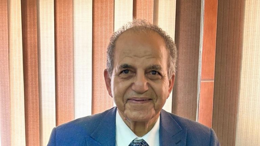 الدكتور هشام فؤاد علي رئيس هيئة الطاقة الذرية الأسبق