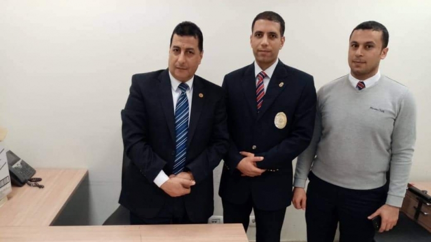 جمارك المطار تضبط أقراص مخدرة بصحبة مصري قادم من إيطاليا 