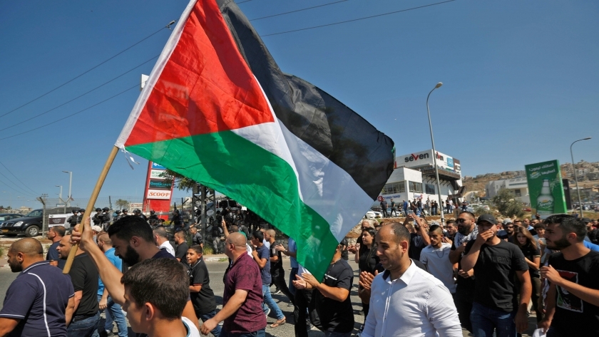 مظاهرتان سيارتان للعرب في اسرائيل احتجاجا على العنف في بلداتهم