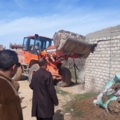 تنفيذ حملة ازالات لتعديات على الاراضى الزراعية بمدينة الحمام بمطروح