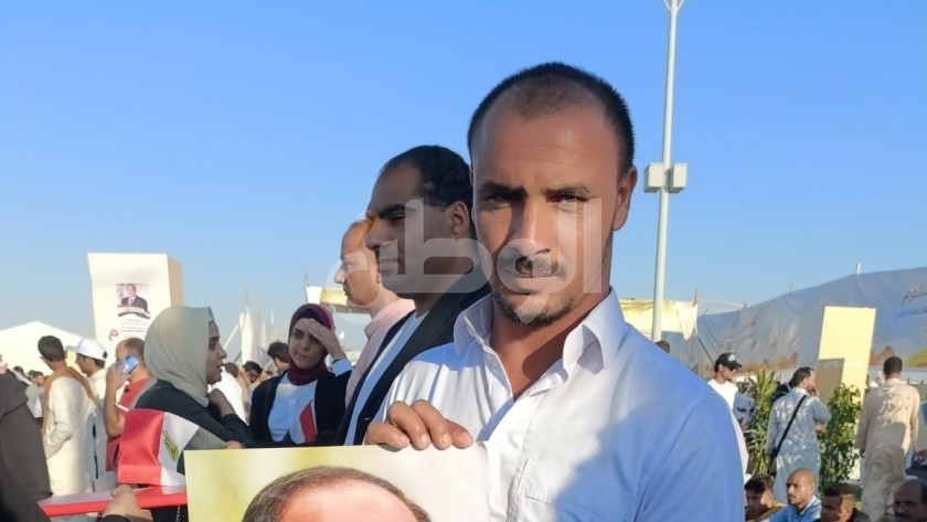 أهالي مطروح خلال استقبال الرئيس عبد الفتاح السيسي