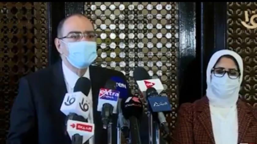 الدكتور حسام حسني رئيس اللجنة العلمية لمكافحة فيروس كورونا