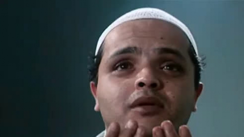 محمد هنيدي في مشهد من فيلم إسماعيلية رايح جاي