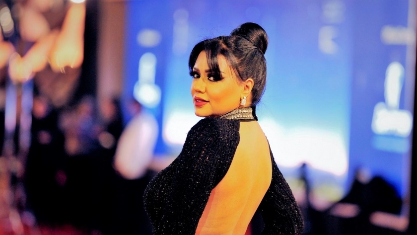 الفنانة رانيا يوسف خلال تواجدها على السجادة الحمراء بأحد المهرجانات الفنية
