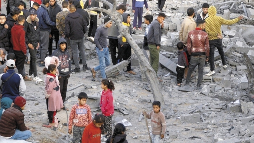 آثار القصف الإسرائيلي على عدة منازل في غزة - صورة أرشيفية