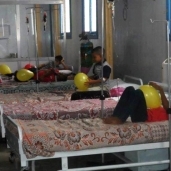 الاطفال يحتفلون بيوم اليتيم في المستشفى