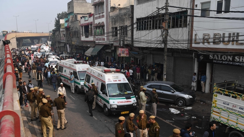 مقتل 43 شخصا على الأقل جراء حريق ضخم  وقع بمصنع وسط العاصمة الهندية "نيودلهي"