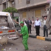 محافظ الغربية يتابع رفع القمامة من الشوارع