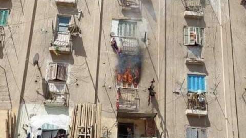 حريق داخل غرفة نوم باحدي العقارات في الإسكندرية