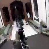 صورة من فيديو الهجوم على مسجد النور