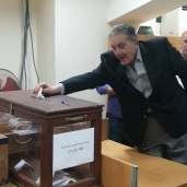 "الوكيل" يدلي بصوته في انتخابات الغرفة ااتجارية بالإسكندرية 