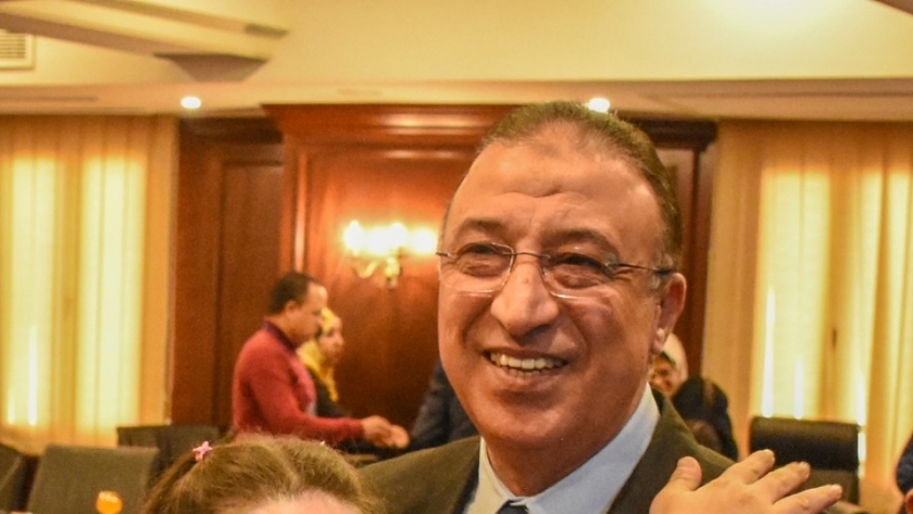 اللواء محمد الشريف محافظ الأسكندرية
