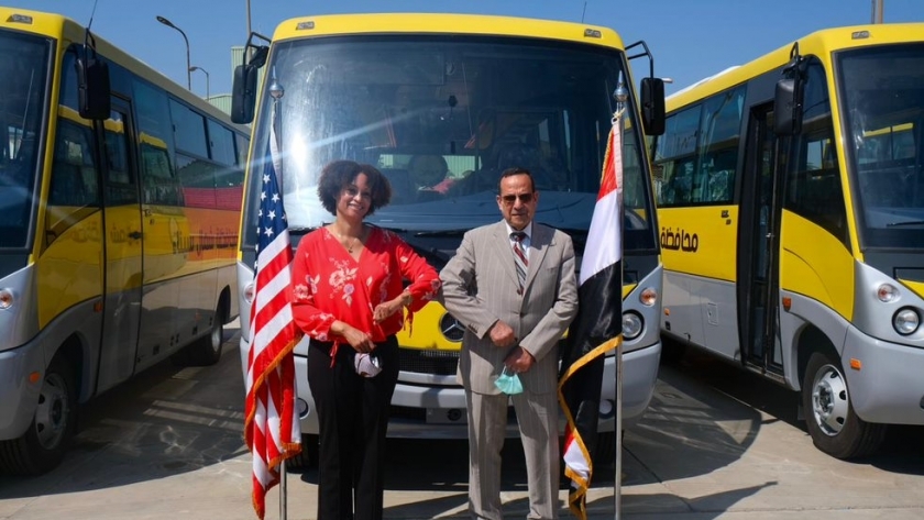 الحافلات الأمريكية المقدمة إلى شمال سيناء