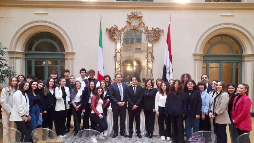 السفارة المصرية في روما تستضيف عدداً من الطلبة