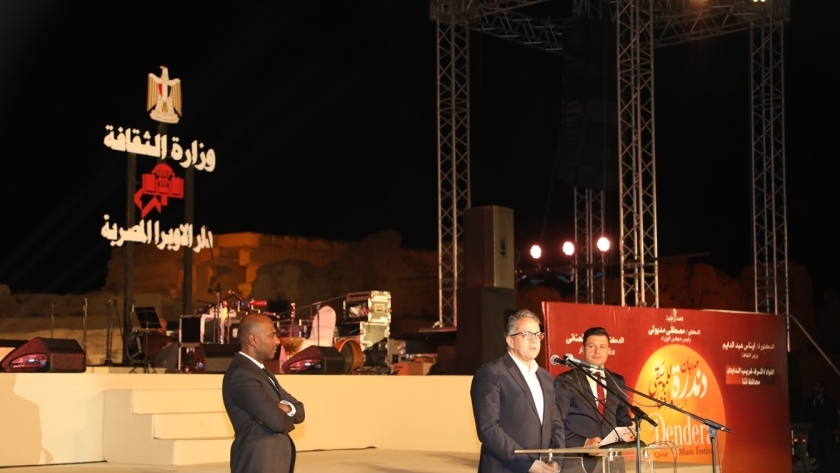 افتتاح مهرجان دندرة للموسيقي والغناء في قنا
