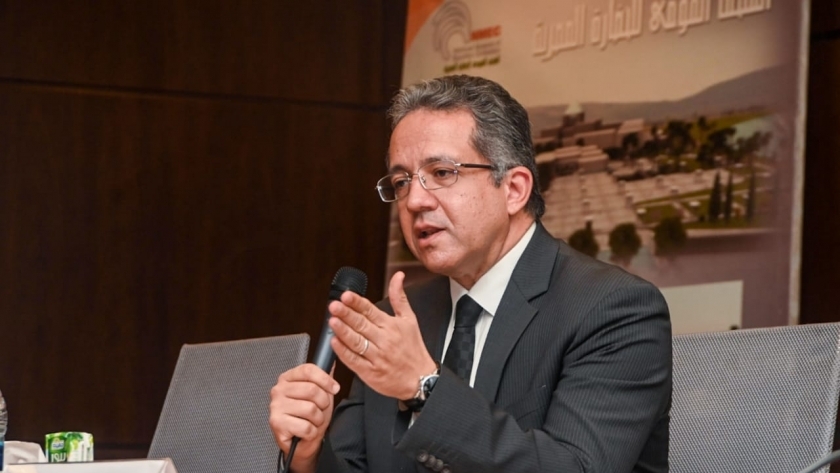 د خالد عناني وزير السياحة والاثار