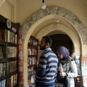 المكتبات الخاصة ترفع شعار «هنفضل فى مكاننا» بعد نقل مقر المعرض