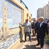 محافظ الإسكندرية يفتتح جدارية " إسكندرية الجميلة " بكورنيش المنتزة ثان